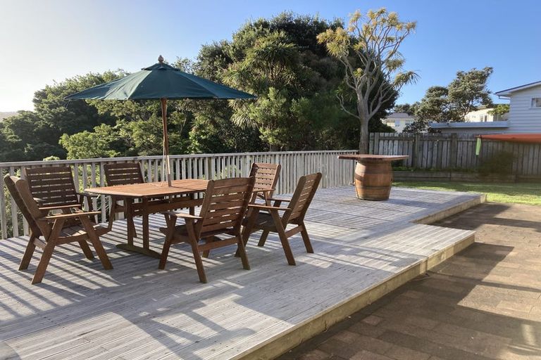 Photo of property in 31 Annan Grove, Papakowhai, Porirua, 5024