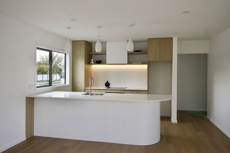 Photo of property in 102a Auckland Road, Greenmeadows, Napier, 4112