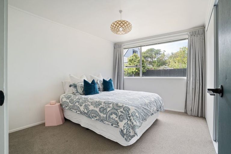 Photo of property in 2/41 Bowhill Road, New Brighton, Christchurch, 8083