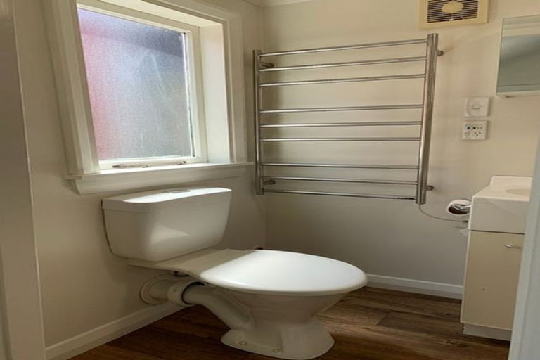 Photo of property in 16 Normanby Street, Newtown, Wellington, 6021