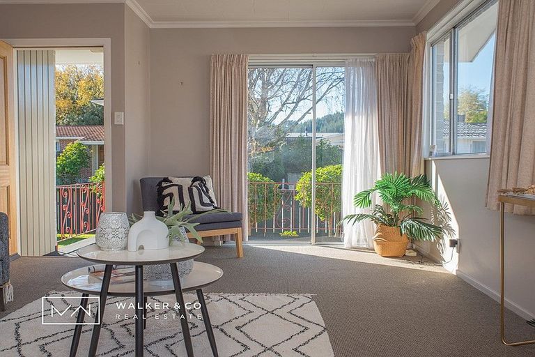 Photo of property in 5 Flavia Grove, Clouston Park, Upper Hutt, 5018