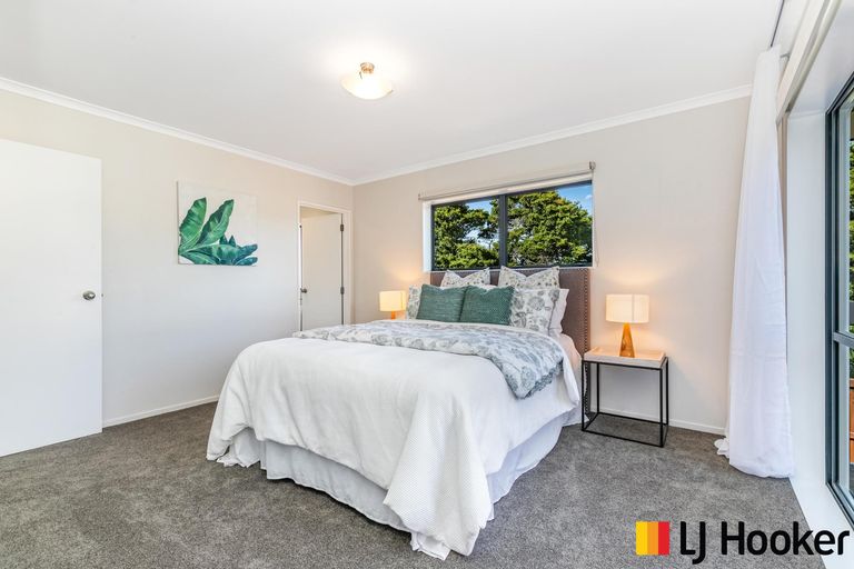 Photo of property in 3 Ashland Place, Weymouth, Auckland, 2103