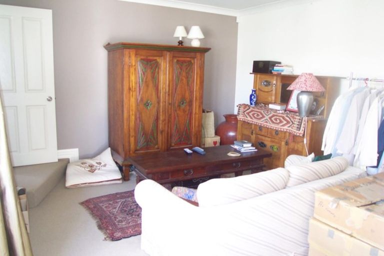 Photo of property in 78 Pirie Street, Mount Victoria, Wellington, 6011