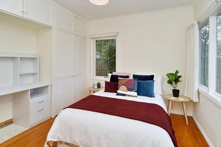 Photo of property in 182 Main North Road, Redwood, Christchurch, 8051