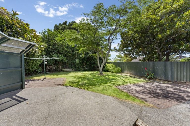 Photo of property in 6 Bedford Street, Fitzroy, New Plymouth, 4312