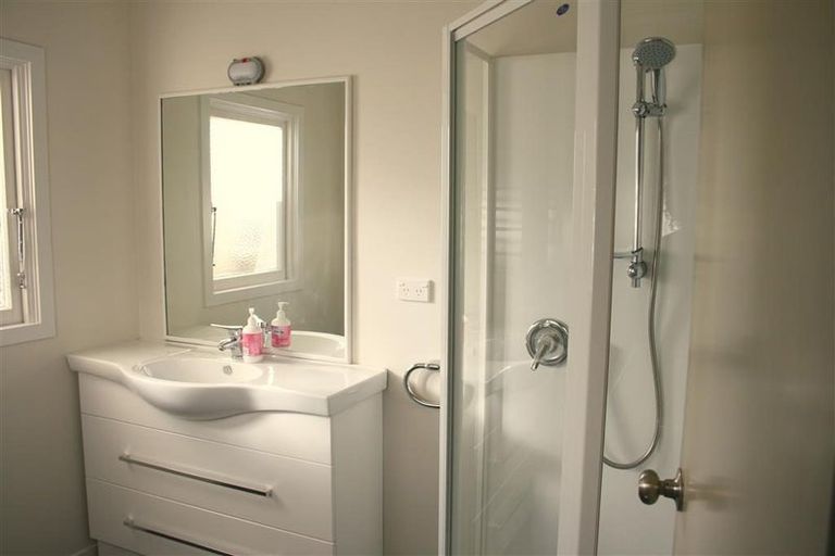 Photo of property in 101 Brougham Street, Mount Victoria, Wellington, 6011