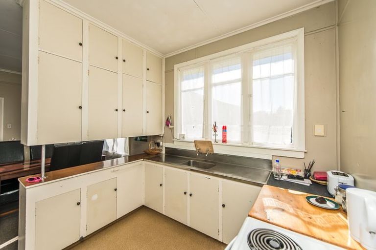 Photo of property in 42 High Street, Marton, 4710