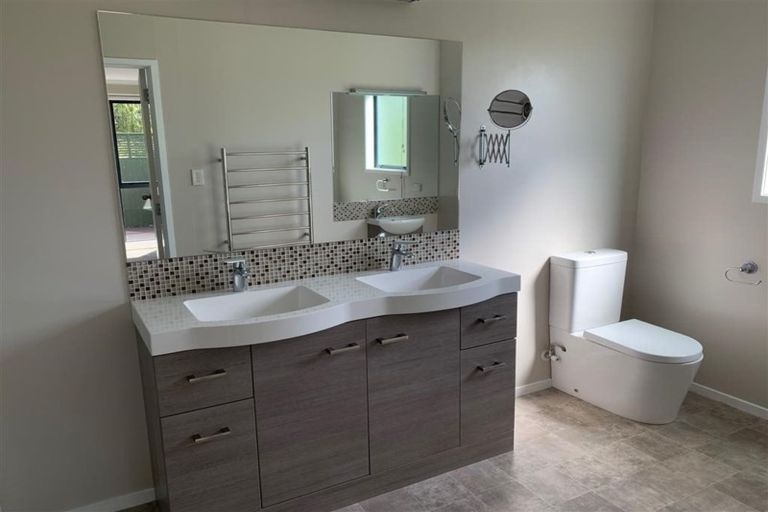 Photo of property in 576 Woodcocks Road, Kaipara Flats, Warkworth, 0981