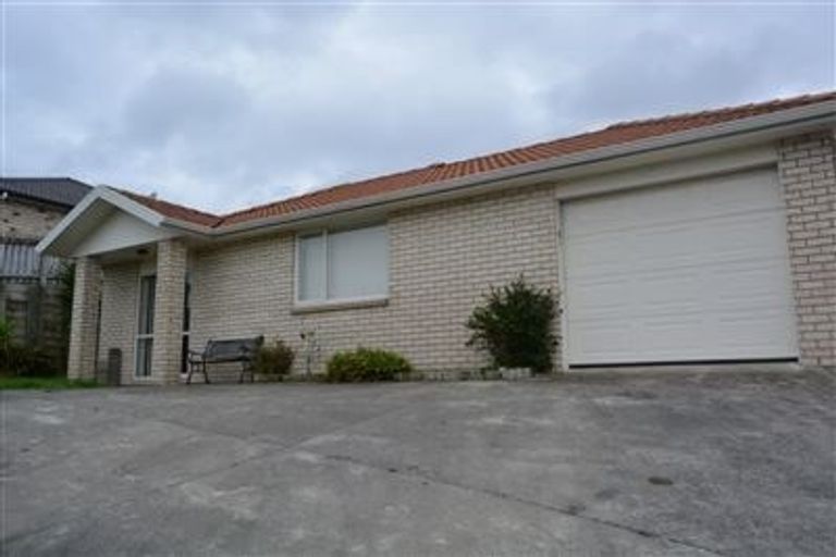 Photo of property in 29 Keri Vista Rise, Papakura, 2110