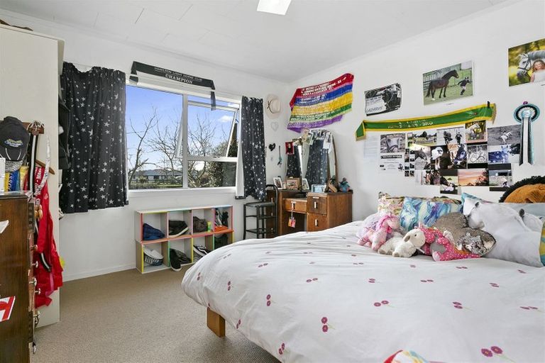 Photo of property in 15 Broadmeadows Road, Tamahere, Hamilton, 3493
