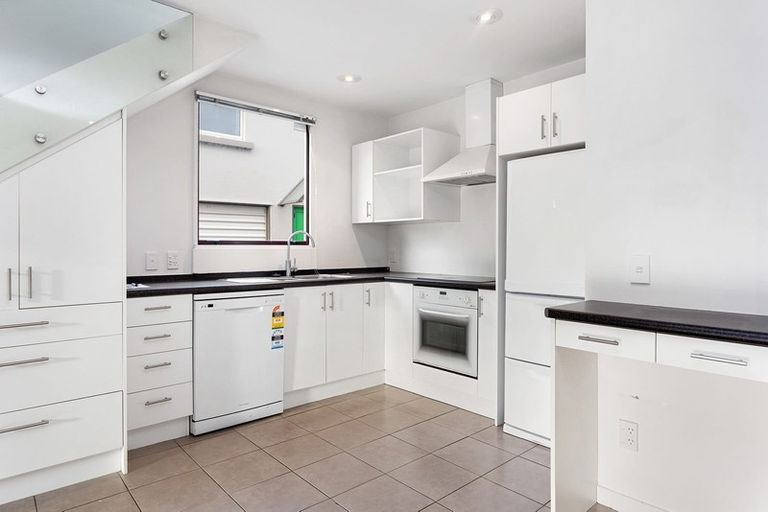 Photo of property in 11/16 Derby Street, St Albans, Christchurch, 8014