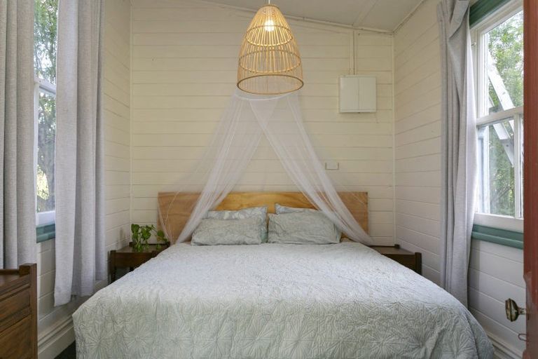 Photo of property in 1/142 Mapara Road, Acacia Bay, Taupo, 3385