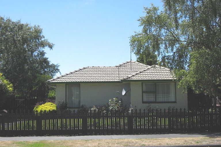 Photo of property in 30 Cottonwood Street, Parklands, Christchurch, 8083