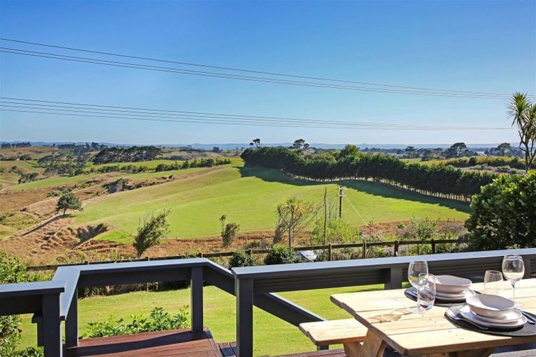 Photo of property in 166 Cooper Road, Pollok, Waiuku, 2684