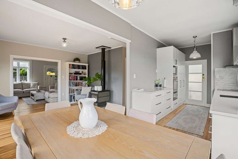 Photo of property in 83 Amohia Street, Paraparaumu, 5032