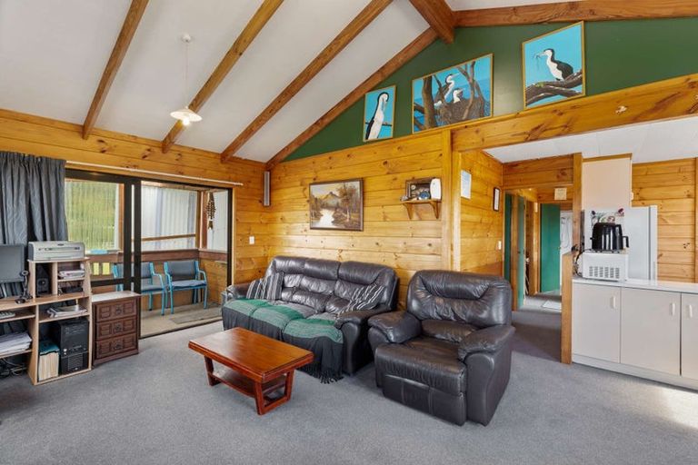 Photo of property in 20 Puriri Place, Tuateawa, Coromandel, 3583