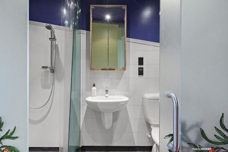 Photo of property in Qba Apartments, 2i/51 Webb Street, Mount Cook, Wellington, 6011