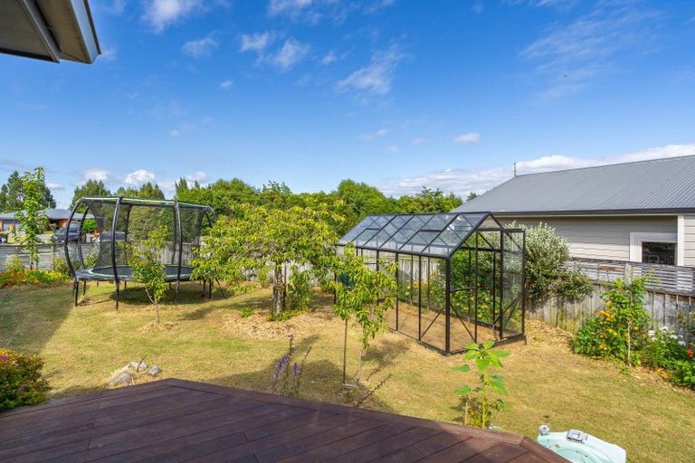 Photo of property in 10 Rexwood Estate, Carterton, 5713