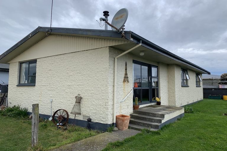 Photo of property in 59 Frome Street, Clifton, Invercargill, 9812