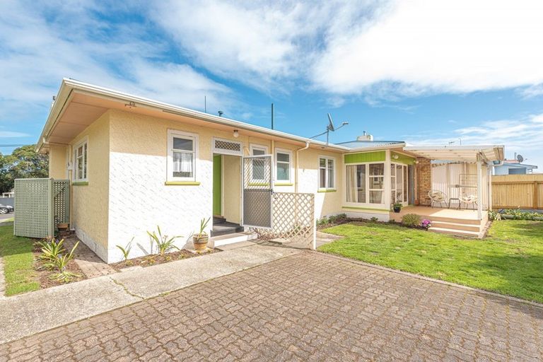 Photo of property in 6 Wordsworth Street, Gonville, Whanganui, 4501