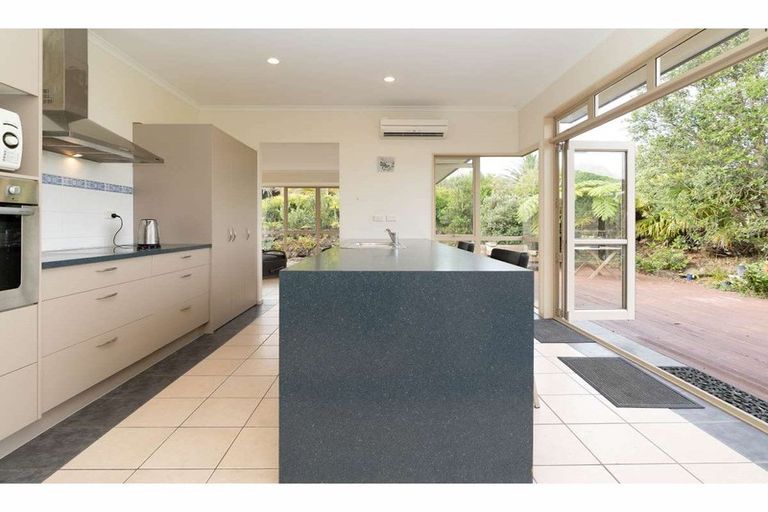 Photo of property in 2 Palm Drive, Kerikeri, 0294