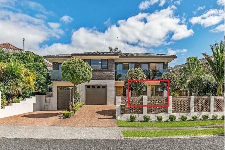 Photo of property in 10 Cyclades Place, Shelly Park, Auckland, 2014