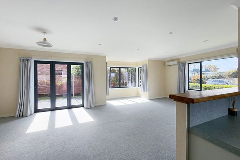 Photo of property in 30 Hillcrest Street, Tirau, 3410