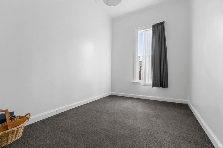 Photo of property in 98 Pembroke Street, Carterton, 5713