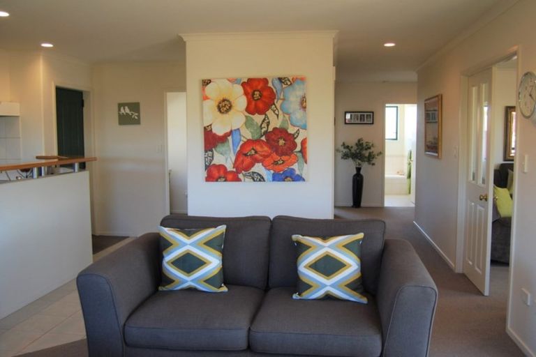 Photo of property in 5 Kihi Place, Ruakaka, 0116