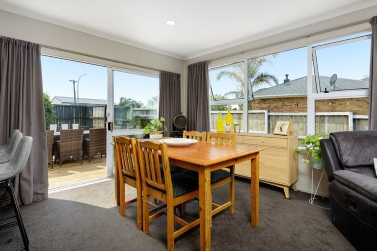 Photo of property in 1/88a Ohauiti Road, Hairini, Tauranga, 3112