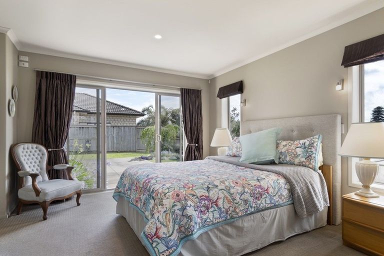 Photo of property in 16 Glenmonarch Place, Pyes Pa, Tauranga, 3112