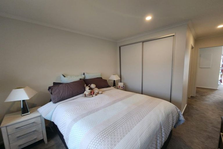 Photo of property in 114 Kuaka Drive, Takanini, 2112