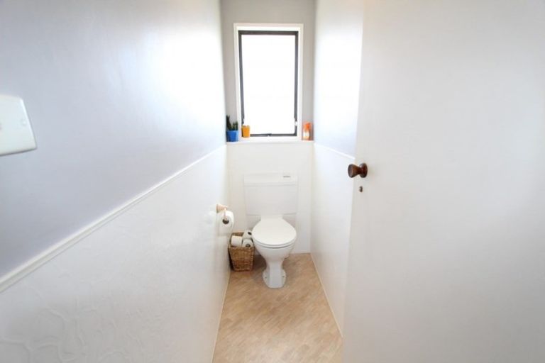 Photo of property in 1 Waitara Place, Tokoroa, 3420