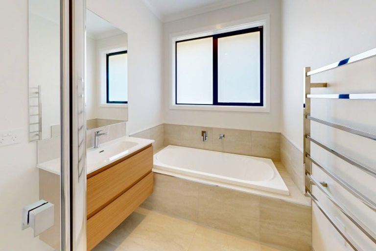 Photo of property in 16 Sunline Crescent, Paeroa, 3600