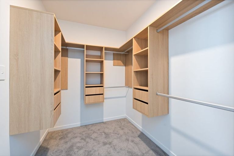 Photo of property in 21d Barron Drive, Green Bay, Auckland, 0604