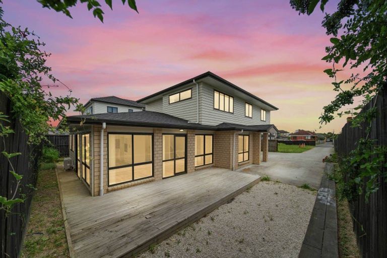 Photo of property in 23 Seddon Avenue, Papatoetoe, Auckland, 2104