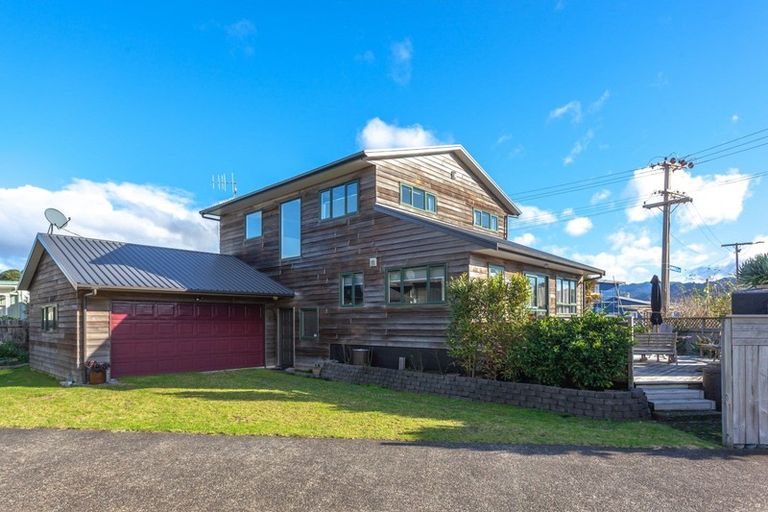 Photo of property in 83 Manaia Road, Tairua, 3508