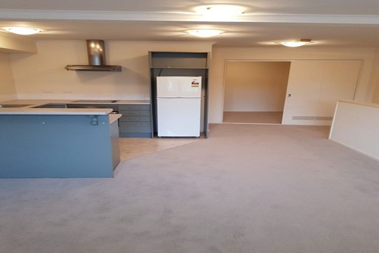 Photo of property in 83g Hill Street, Thorndon, Wellington, 6011