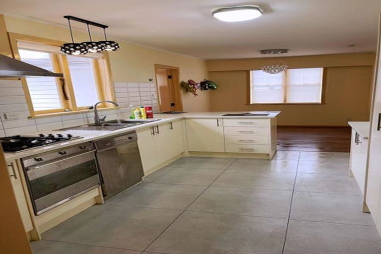 Photo of property in 27 Havelock Avenue, Forrest Hill, Auckland, 0620