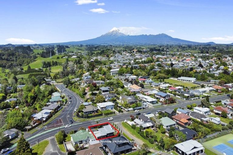 Photo of property in 51 Upjohn Street, Brooklands, New Plymouth, 4310
