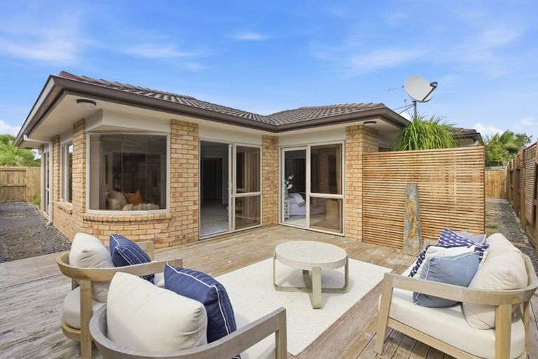 Photo of property in 136 Tuihana Drive, Papamoa Beach, Papamoa, 3118