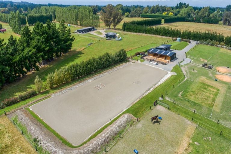 Photo of property in 265 Loburn Whiterock Road, Loburn, Rangiora, 7472