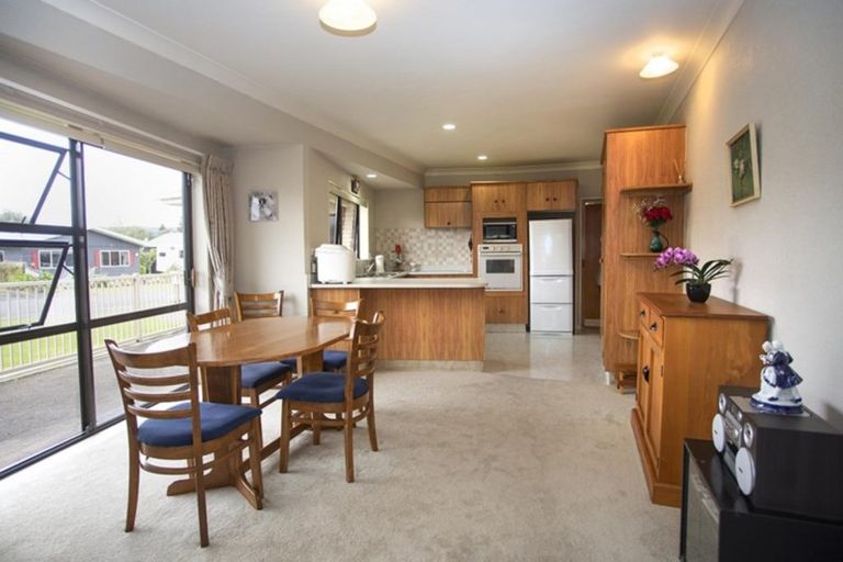 Photo of property in 114 Moana Anu Anu Avenue, Whangamata, 3620