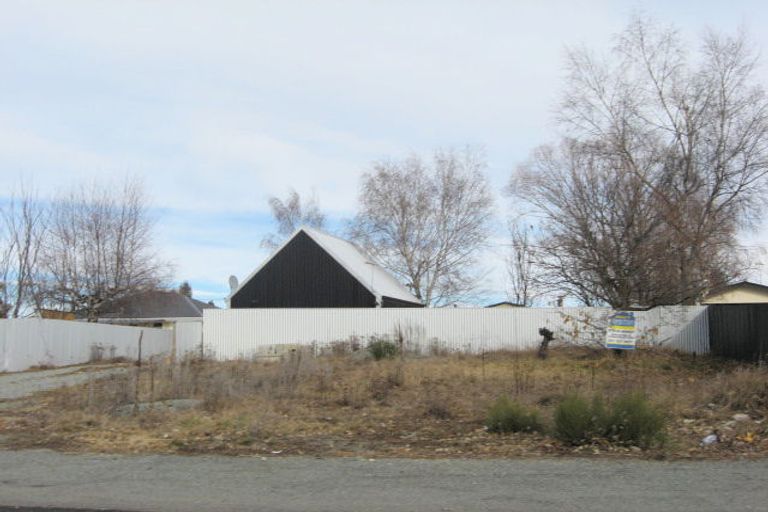 Photo of property in 39 Cass Crescent, Twizel, 7901