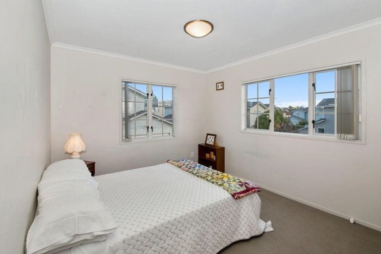 Photo of property in 34 Mulvaney Crescent, Henderson, Auckland, 0612