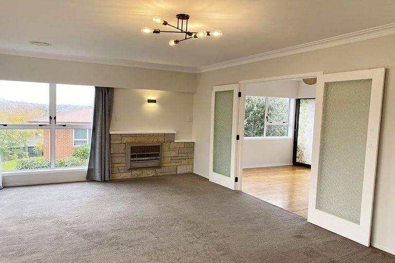 Photo of property in 3 Larne Avenue, Pakuranga Heights, Auckland, 2010