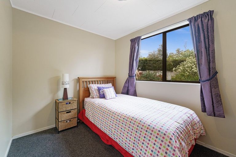 Photo of property in 62 Campbell Avenue, Paraparaumu, 5032