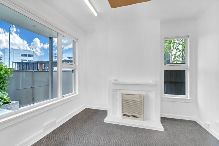 Photo of property in 46 Kilmore Street, Christchurch Central, Christchurch, 8013