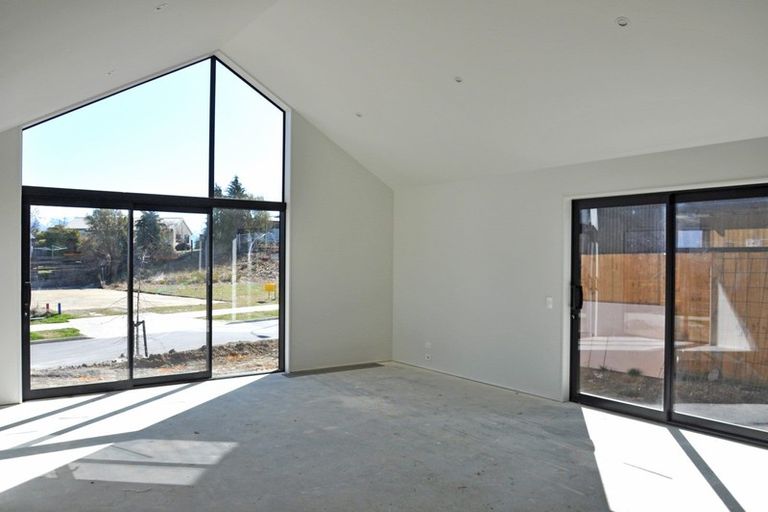 Photo of property in 47 Clearview Street, Wanaka, 9305