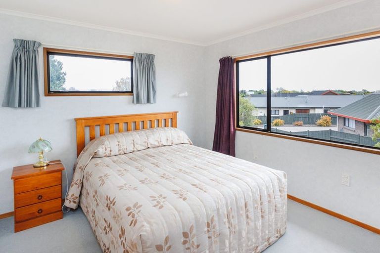 Photo of property in 36 Jefferson Crescent, Milson, Palmerston North, 4414